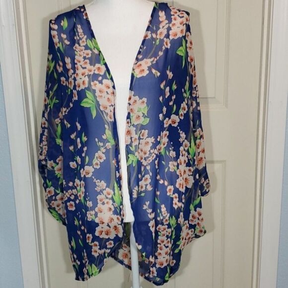 Olrain, Navy Cherry Blossom Sheer Kimono- Size Medium - Picture 4 of 7